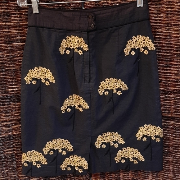 Anthropologie Floreat Size 4 Fennel Flower Embroidered Floral Pencil Skirt Black - Picture 4 of 11